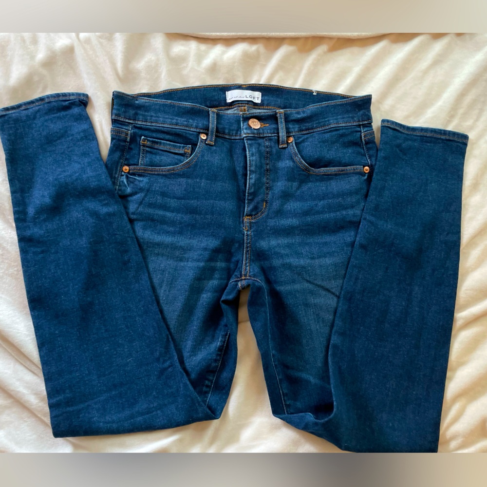 LOFT. Skinny crop. 28/6. Blue denim